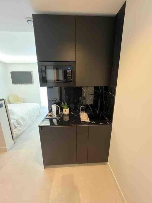 Suite Luxe Jacuzzi Cannes Eksteriør bilde